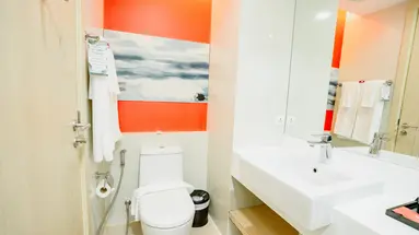 SLEEP WITH ME HOTEL - Design Hotel at Patong