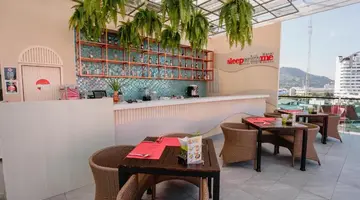 SLEEP WITH ME HOTEL - Design Hotel at Patong