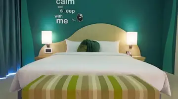 SLEEP WITH ME HOTEL - Design Hotel at Patong