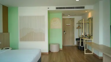 SLEEP WITH ME HOTEL - Design Hotel at Patong