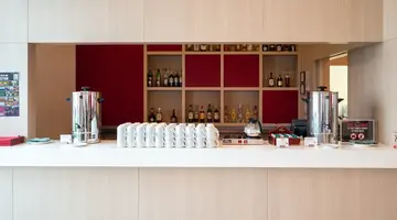 SLEEP WITH ME HOTEL - Design Hotel at Patong