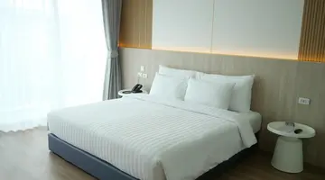 SLEEP WITH ME HOTEL - Design Hotel at Patong