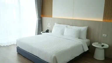 SLEEP WITH ME HOTEL - Design Hotel at Patong