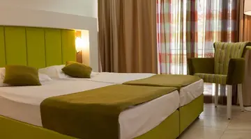 SLOVENSKA PLAZA 4