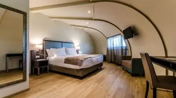 Smart Hotel Holiday