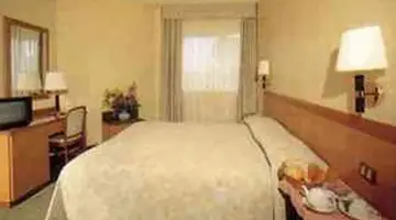 Smart Hotel Holiday
