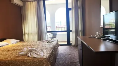 Smolian Hotel