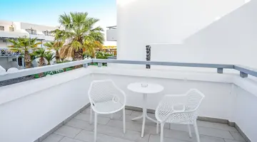 SMY Mediterranean White Santorini