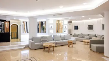 SMY SANTORINI SUITES & VILLAS