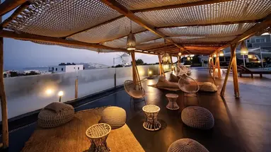 SMY SANTORINI SUITES & VILLAS