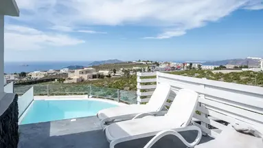 SMY SANTORINI SUITES & VILLAS