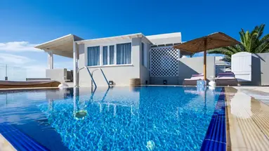SMY SANTORINI SUITES & VILLAS