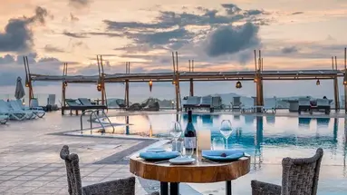 SMY SANTORINI SUITES & VILLAS