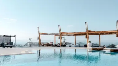 SMY SANTORINI SUITES & VILLAS