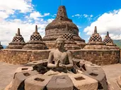 Śnij na Jawie, tańcz na Bali