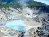 Śnij na Jawie, tańcz na Bali
