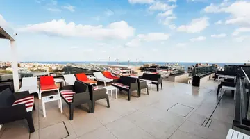 So City Hotel