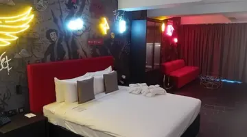 SO City Hotel
