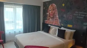 So City Hotel