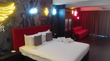 SO City Hotel