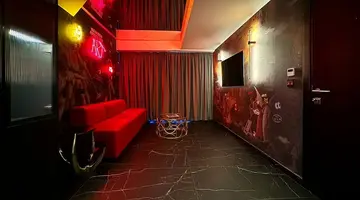 So City Hotel
