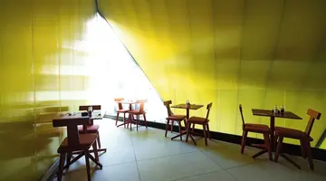 So City Hotel