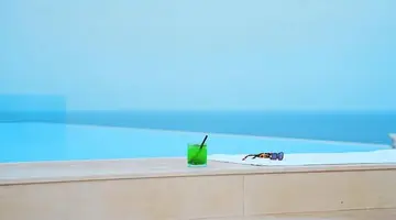 SO City Hotel