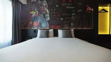 So City Hotel
