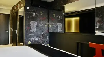 SO City Hotel