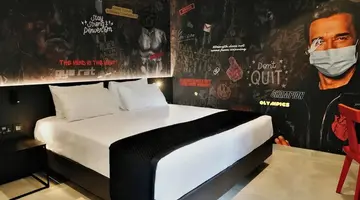So City Hotel