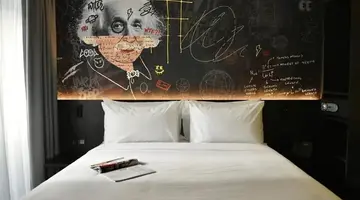 SO City Hotel