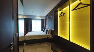 So City Hotel