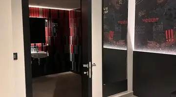 So City Hotel