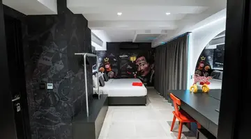 So City Hotel
