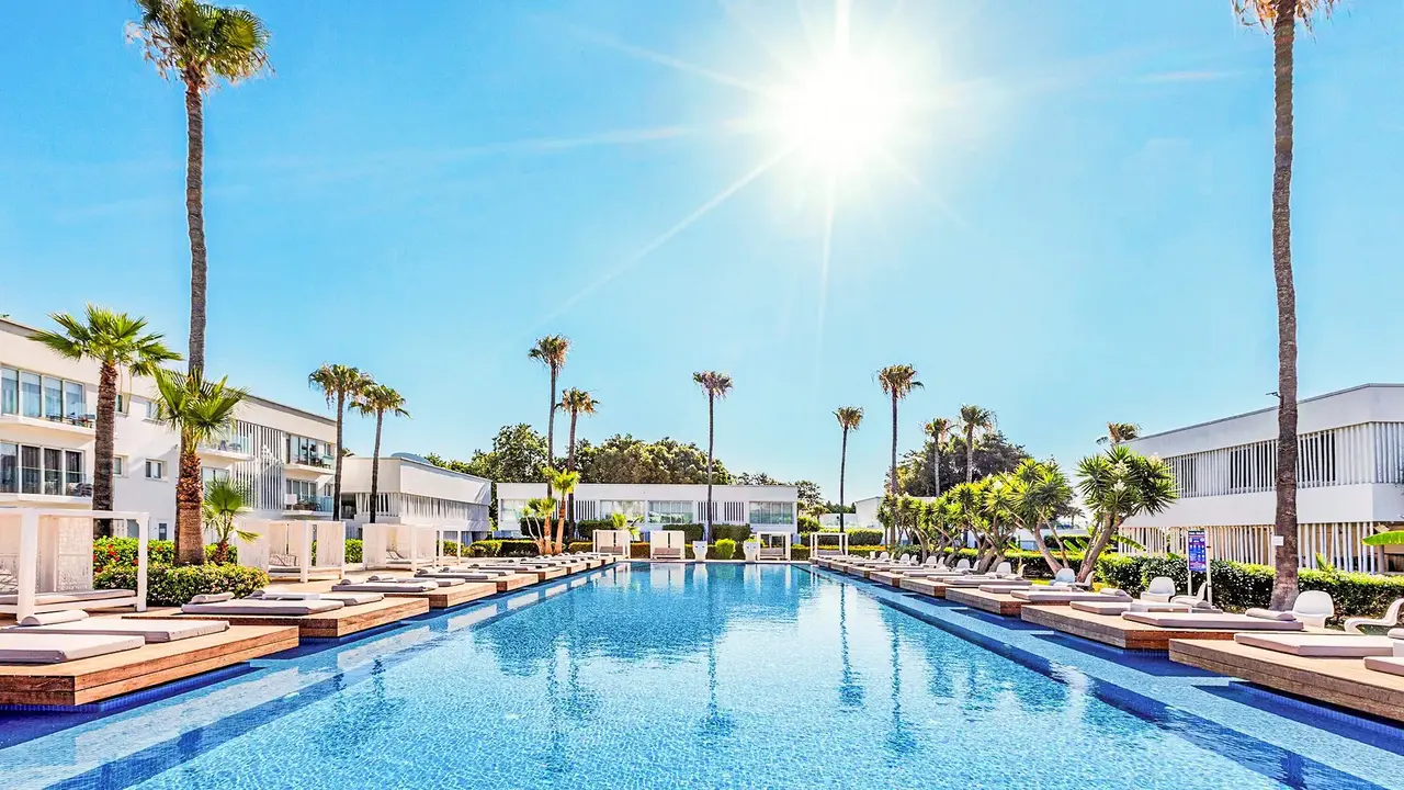 So Nice Beach Resort