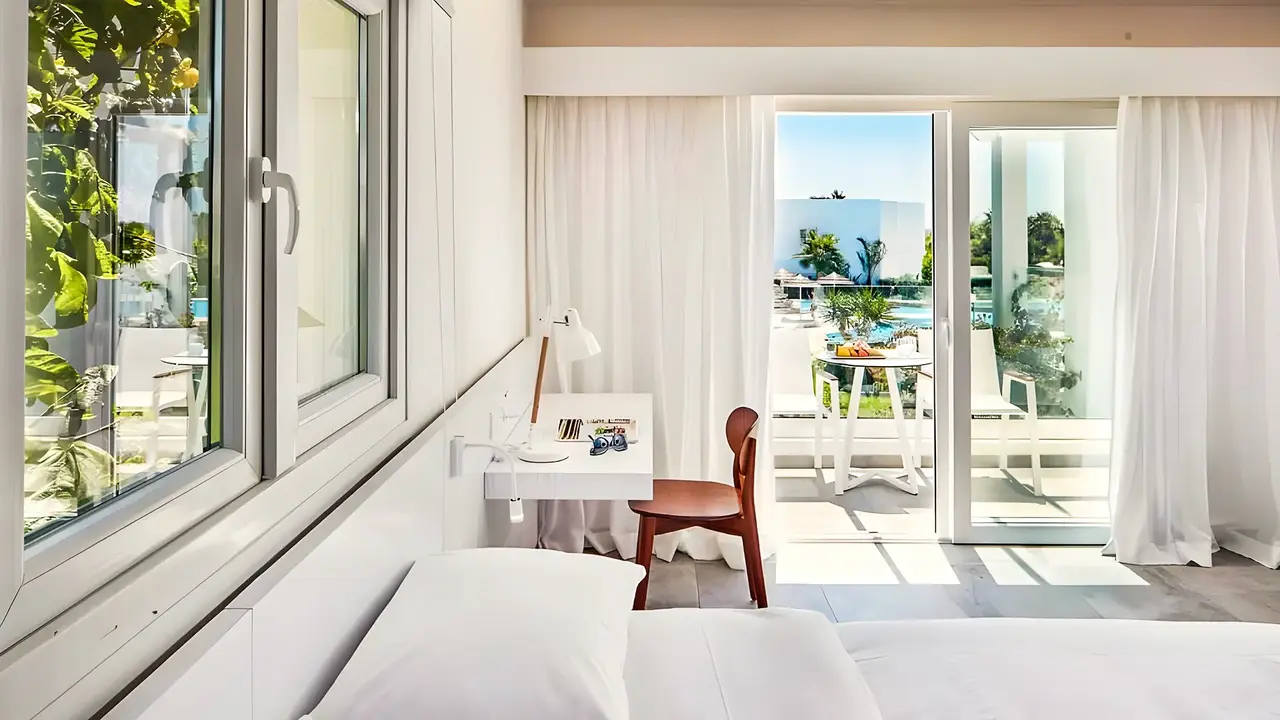 So Nice Beach Resort