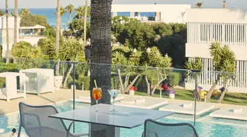 SO NICE CLUB RESORT