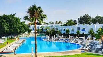 SO NICE CLUB RESORT