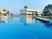 SO NICE CLUB RESORT