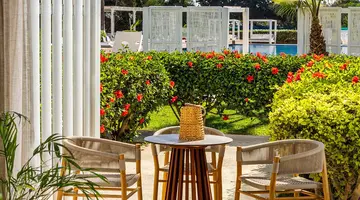 So White Beach Resort