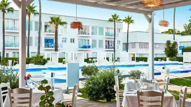 So White Beach Resort
