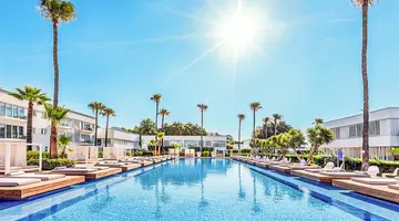 So White Beach Resort