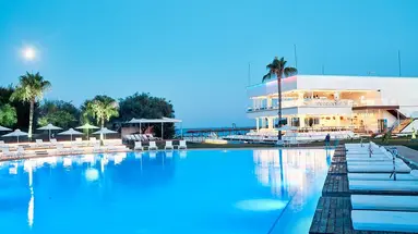 So White Club Resort