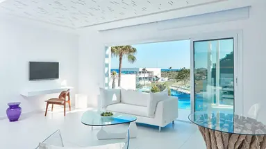 So White Club Resort