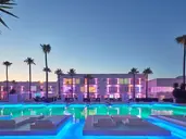 So White Club Resort