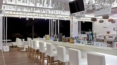So White Club Resort
