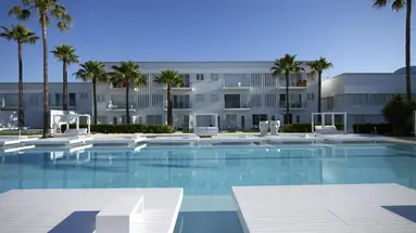 So White Club Resort