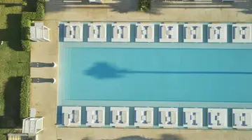 So White Club Resort