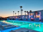 So White Club Resort