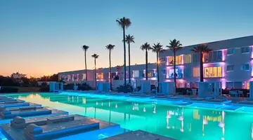 So White Club Resort